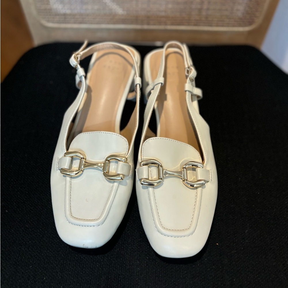 Universal Thread Cream Slingback Loafers